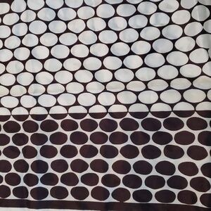 Vera Black and White Scarf